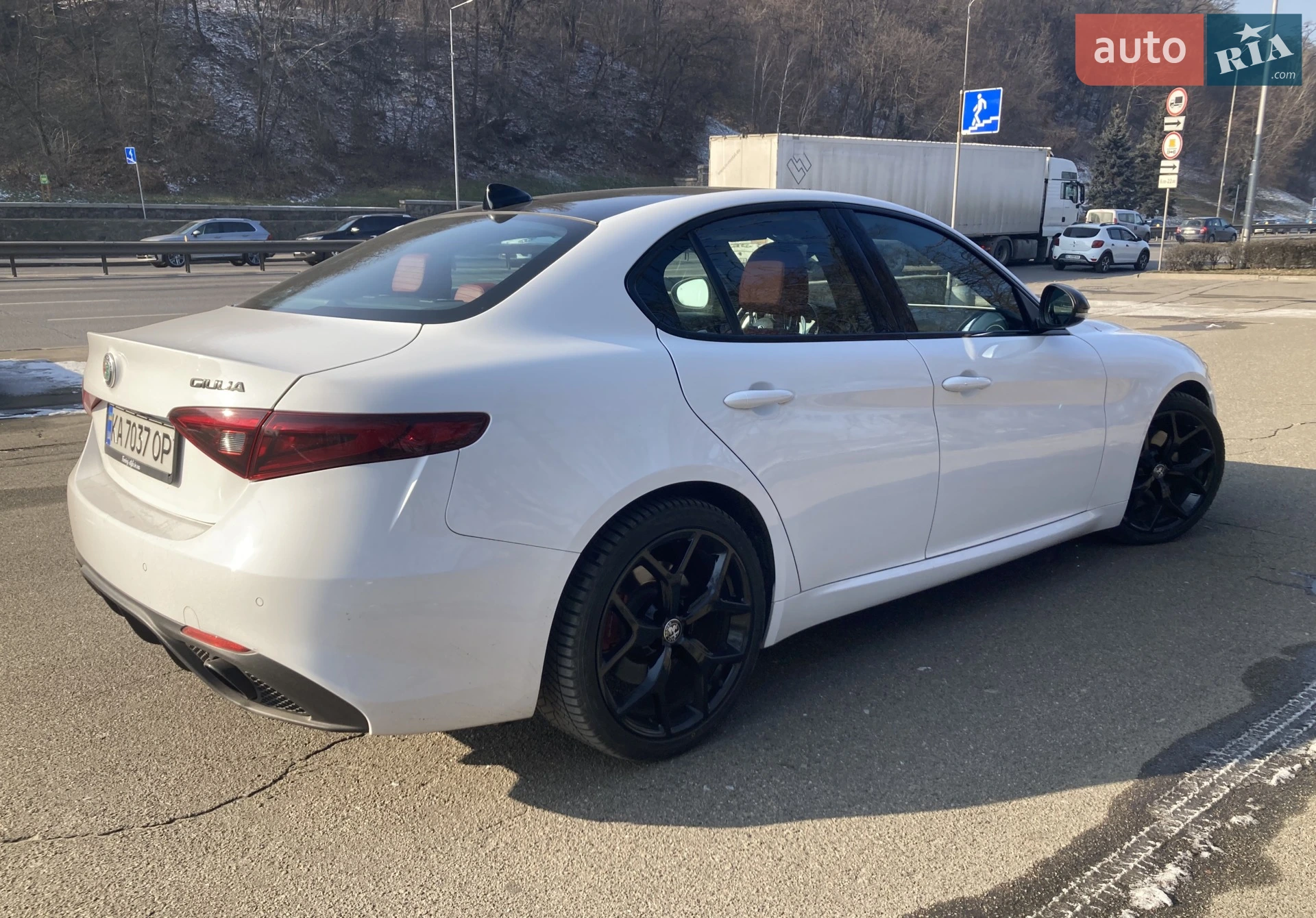 2020 Alfa Romeo Giulia - мініатюра 9