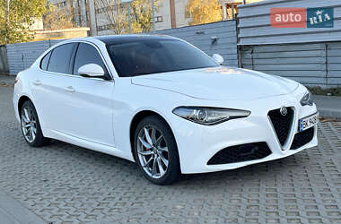 Седан Alfa Romeo Giulia 2017 в 