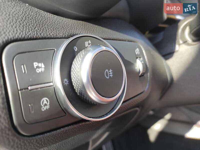 Седан Alfa Romeo Giulia 2022 в Кропивницком