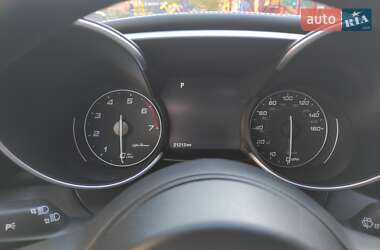 Седан Alfa Romeo Giulia 2022 в 