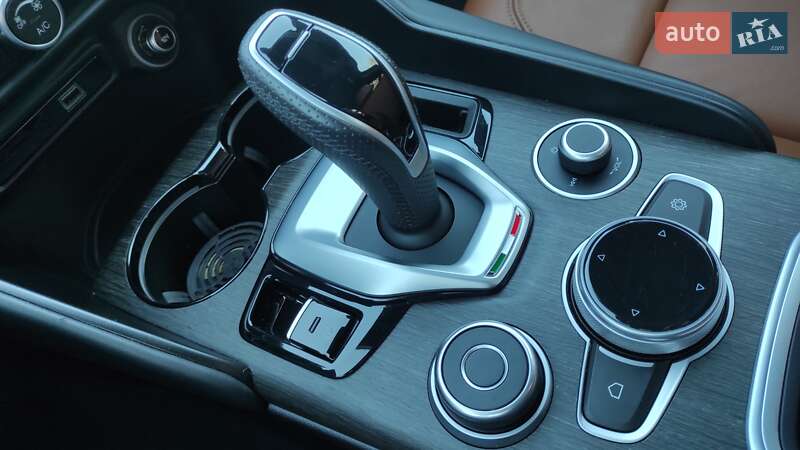 Седан Alfa Romeo Giulia 2022 в Кропивницком