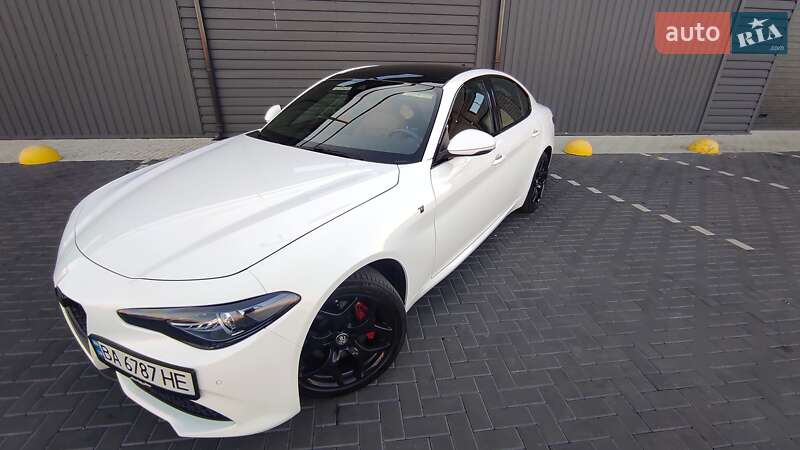 Седан Alfa Romeo Giulia 2022 в Кропивницком