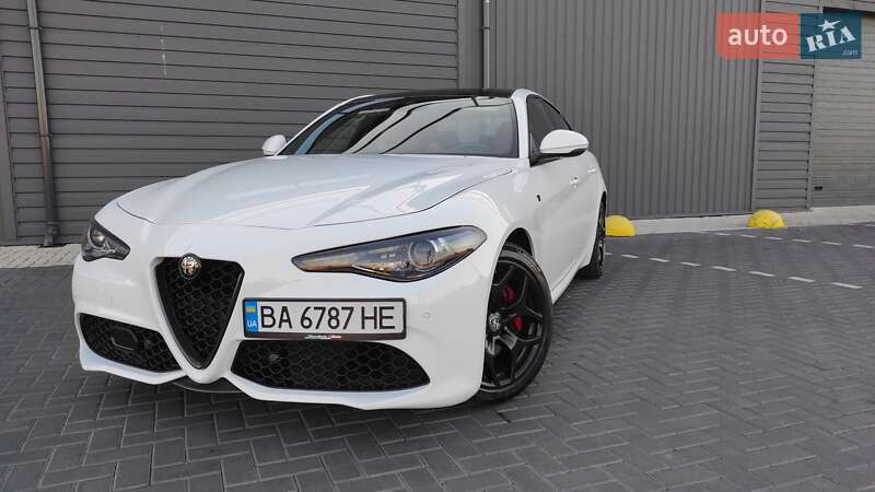 Седан Alfa Romeo Giulia 2022 в Кропивницком