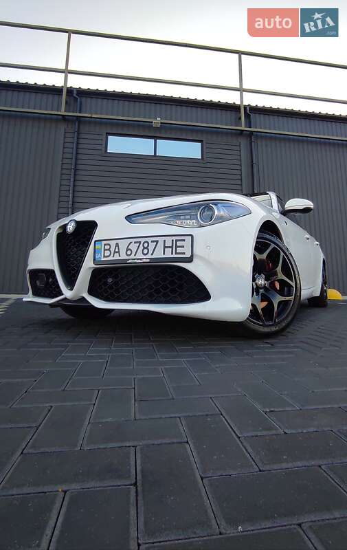 Седан Alfa Romeo Giulia 2022 в Кропивницком