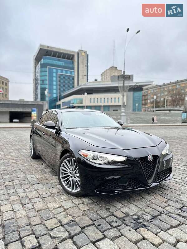 Седан Alfa Romeo Giulia 2017 в Кривом Роге