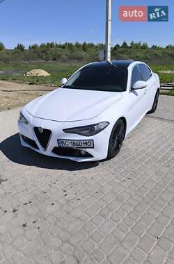 Седан Alfa Romeo Giulia 2017 в Львові