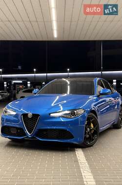 Седан Alfa Romeo Giulia 2017 в Днепре