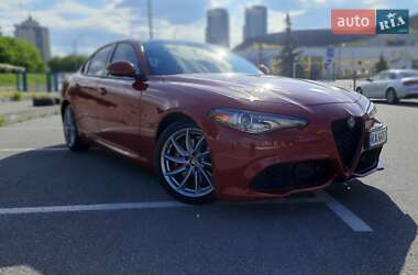 Седан Alfa Romeo Giulia 2021 в 