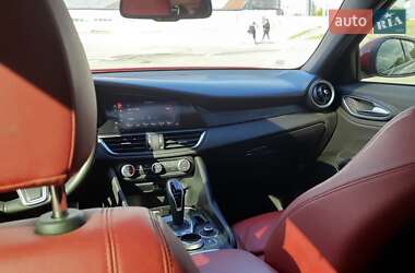 Седан Alfa Romeo Giulia 2021 в 