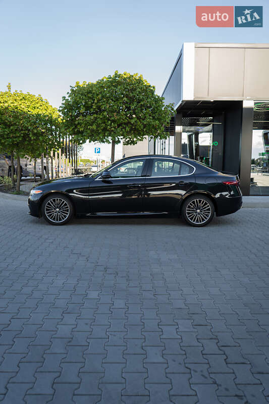 Седан Alfa Romeo Giulia 2016 в Львові