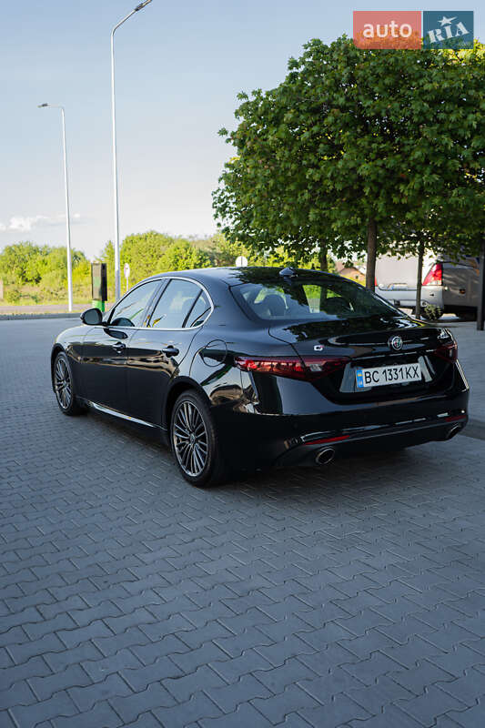 Седан Alfa Romeo Giulia 2016 в Львові