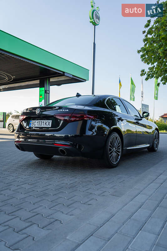 Седан Alfa Romeo Giulia 2016 в Львові