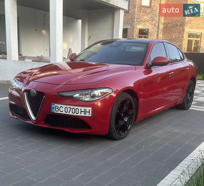 Седан Alfa Romeo Giulia 2018 в Львові