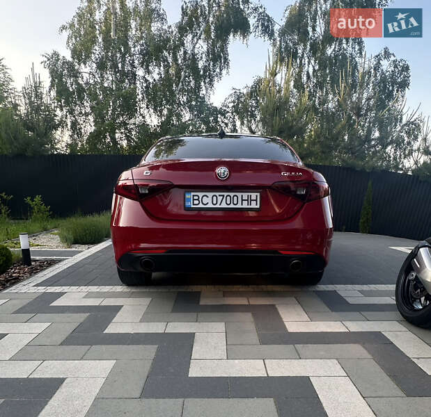 Седан Alfa Romeo Giulia 2018 в Львові