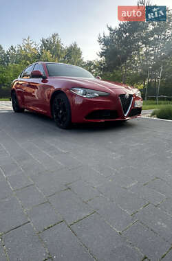 Седан Alfa Romeo Giulia 2018 в 