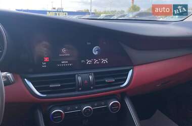 Седан Alfa Romeo Giulia 2018 в 