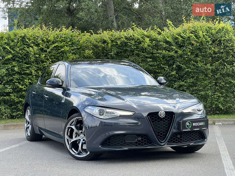 Седан Alfa Romeo Giulia 2018 в Києві