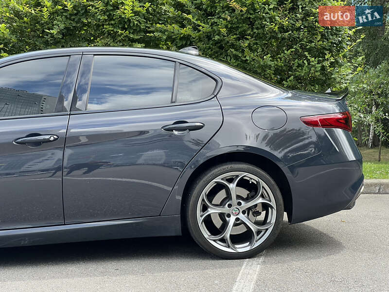 Седан Alfa Romeo Giulia 2018 в Києві