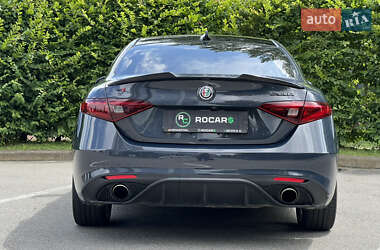 Седан Alfa Romeo Giulia 2018 в 