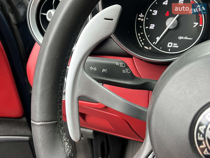 Седан Alfa Romeo Giulia 2018 в Києві