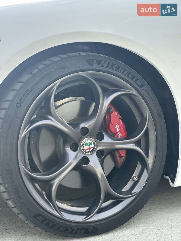 Седан Alfa Romeo Giulia 2017 в Коростене