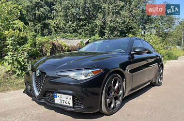 Седан Alfa Romeo Giulia 2017 в Киеве