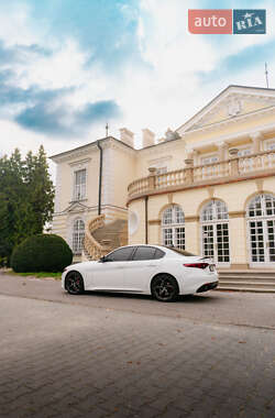 Седан Alfa Romeo Giulia 2019 в Львові