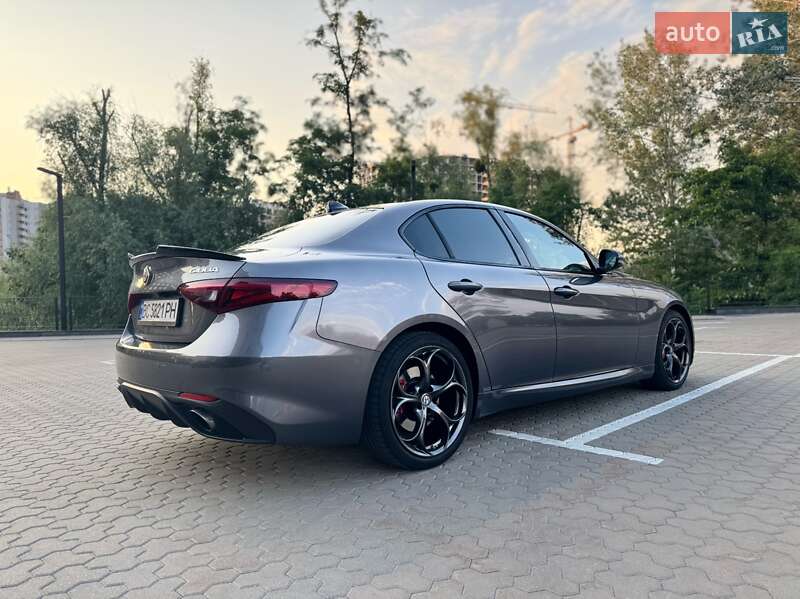 Alfa Romeo Giulia 2017