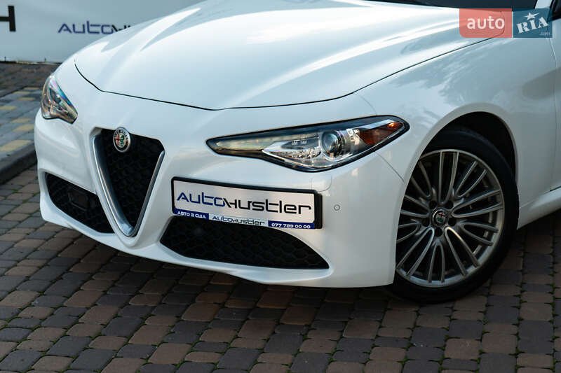 Седан Alfa Romeo Giulia 2018 в Києві