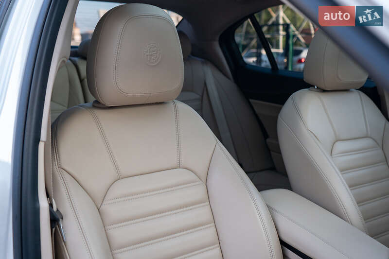 Седан Alfa Romeo Giulia 2018 в Києві