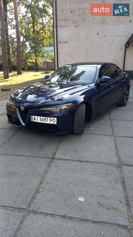 Седан Alfa Romeo Giulia 2017 в Киеве