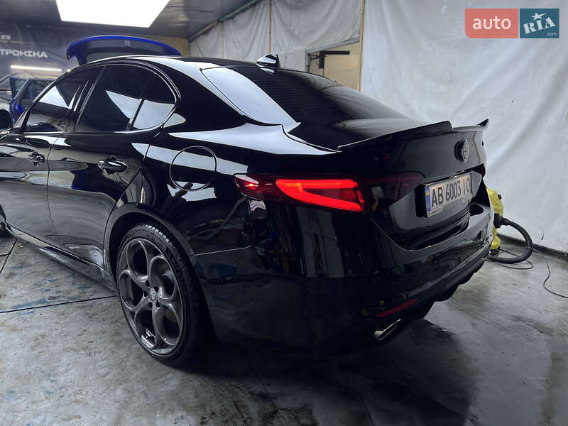 Седан Alfa Romeo Giulia 2018 в Львові