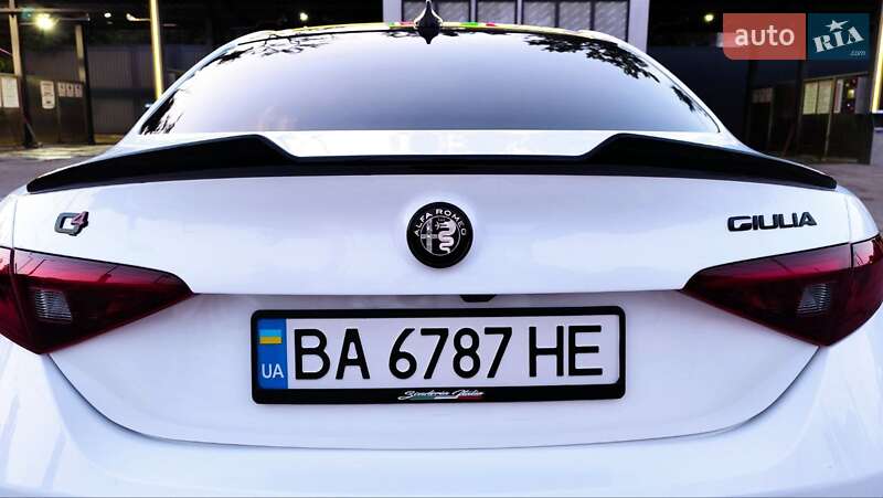 Седан Alfa Romeo Giulia 2022 в Кропивницком