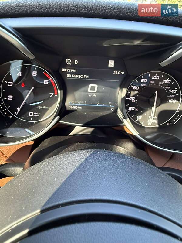 Седан Alfa Romeo Giulia 2021 в Киеве фото 18 Седан Alfa Romeo Giulia 2021 в Киеве