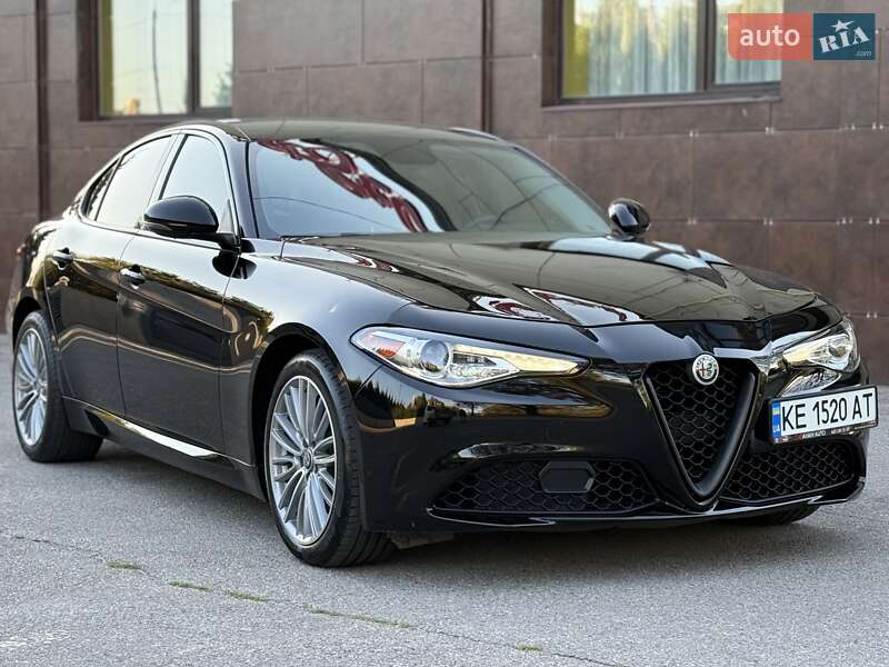 Alfa Romeo Giulia 2017