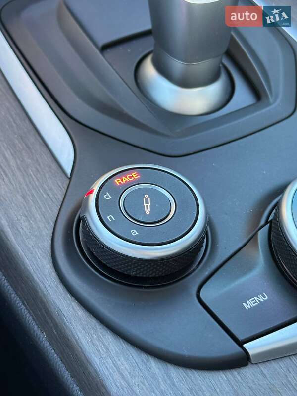 Седан Alfa Romeo Giulia 2017 в Львові фото 15 Седан Alfa Romeo Giulia 2017 в Львові