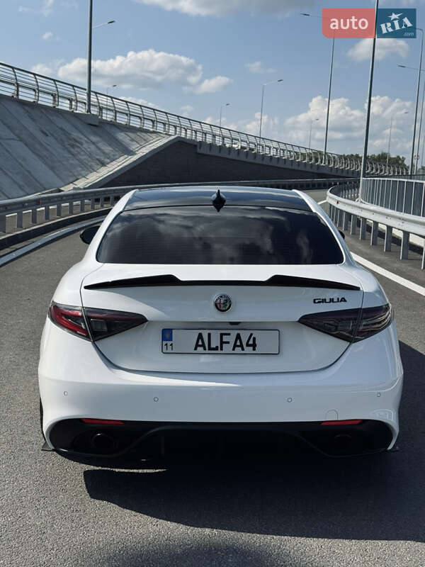 Седан Alfa Romeo Giulia 2019 в Чернигове