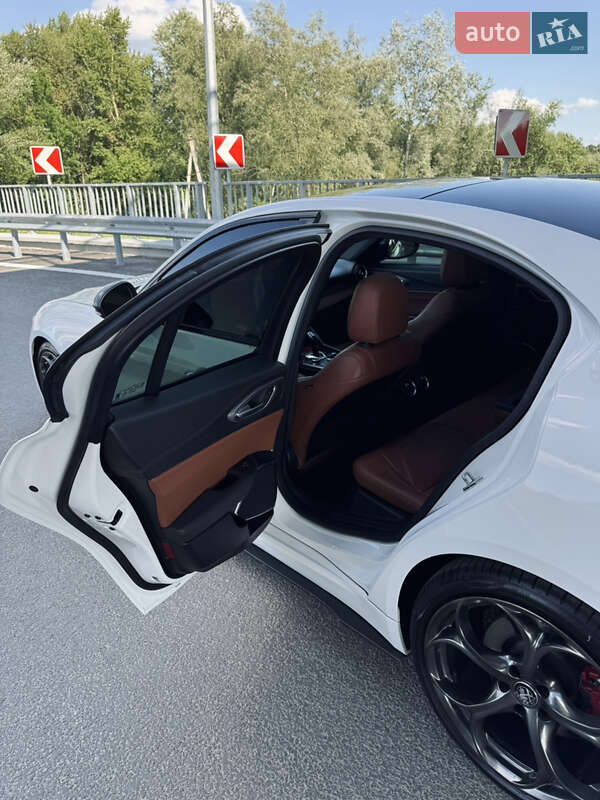 Седан Alfa Romeo Giulia 2019 в Чернигове