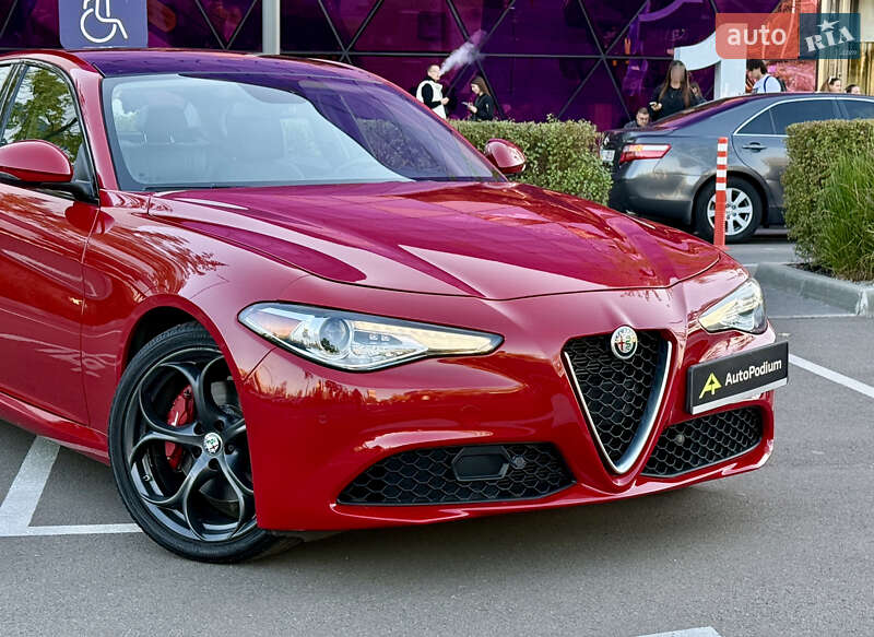 Седан Alfa Romeo Giulia 2019 в Киеве