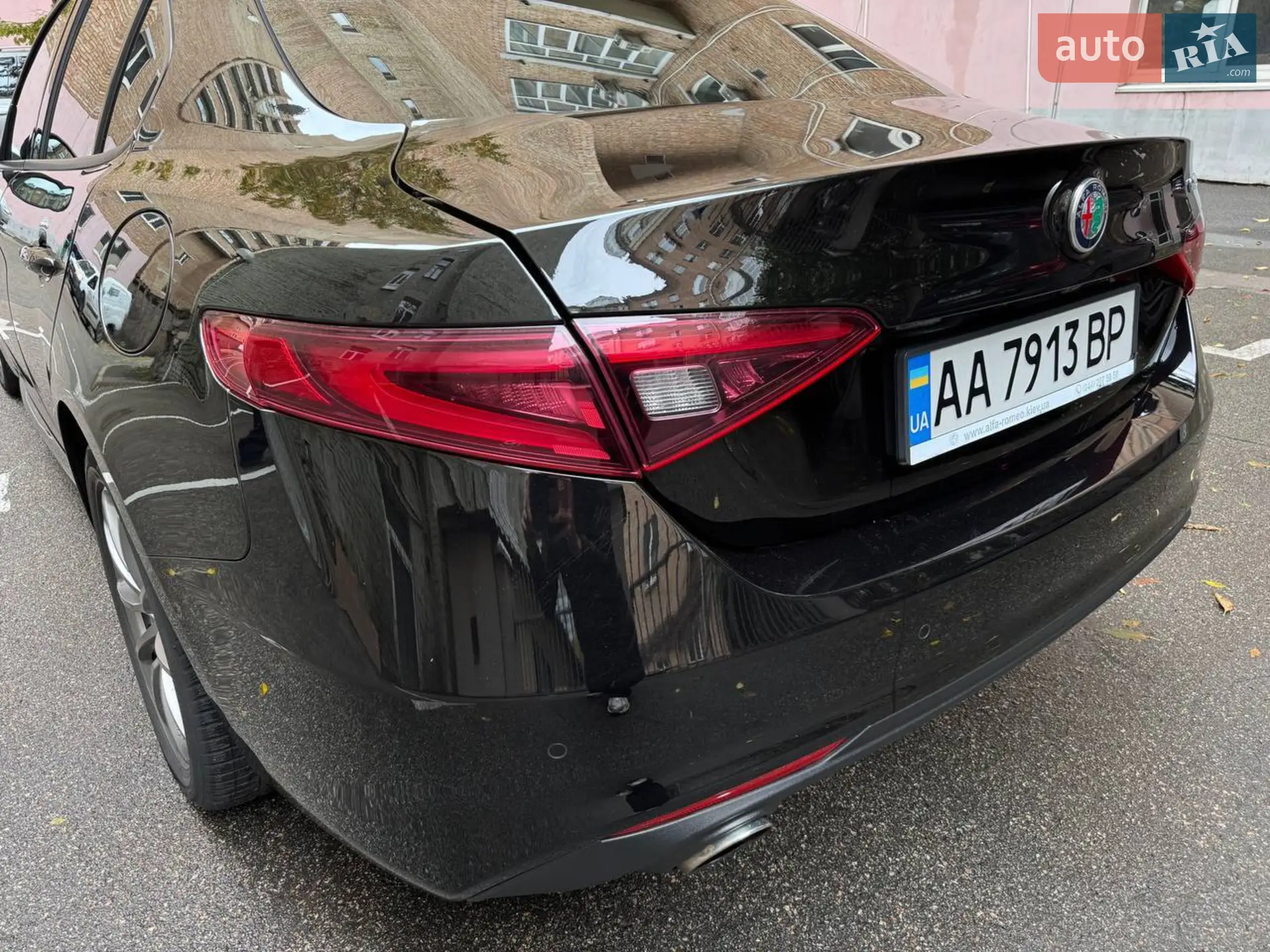 2016 Alfa Romeo Giulia - мініатюра 14
