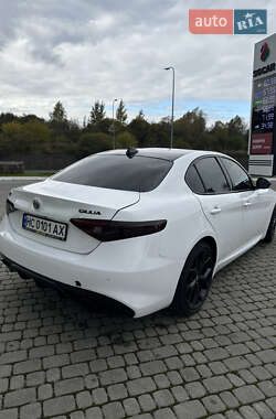 Седан Alfa Romeo Giulia 2020 в 