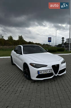 Седан Alfa Romeo Giulia 2020 в 