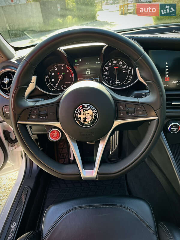 Седан Alfa Romeo Giulia 2019 в Киеве