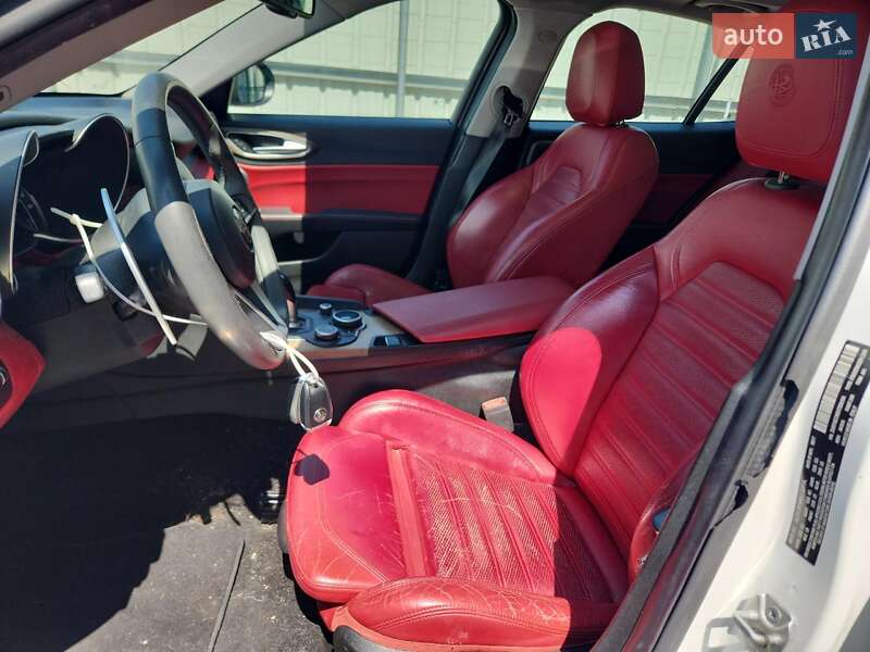 Седан Alfa Romeo Giulia 2017 в Вінниці фото 7 Седан Alfa Romeo Giulia 2017 в Вінниці