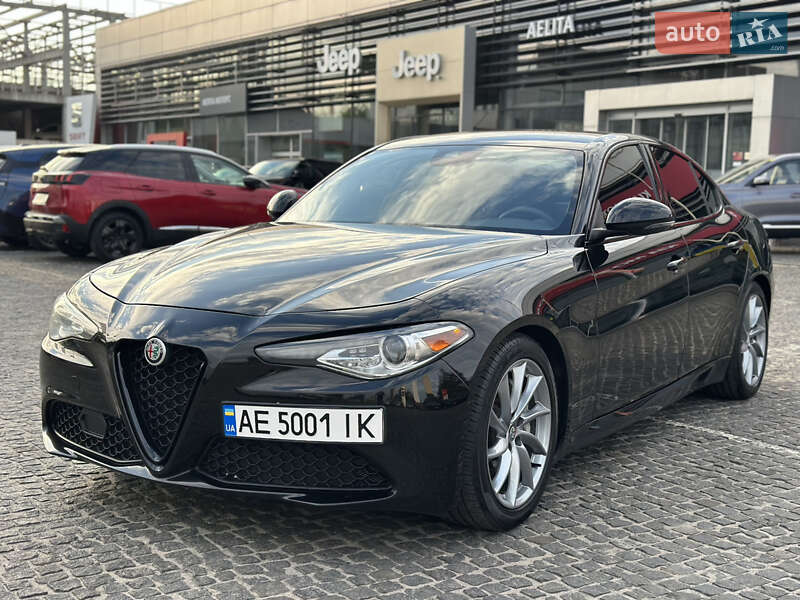 Седан Alfa Romeo Giulia 2018 в Днепре фото 3 Седан Alfa Romeo Giulia 2018 в Днепре