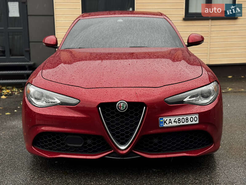 Седан Alfa Romeo Giulia 2016 в Киеве фото 4 Седан Alfa Romeo Giulia 2016 в Киеве