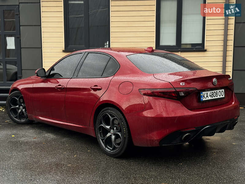 Седан Alfa Romeo Giulia 2016 в Киеве фото 22 Седан Alfa Romeo Giulia 2016 в Киеве