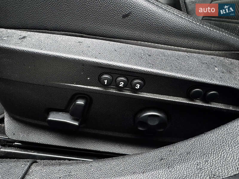 Седан Alfa Romeo Giulia 2016 в Киеве фото 33 Седан Alfa Romeo Giulia 2016 в Киеве