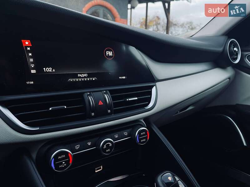 Седан Alfa Romeo Giulia 2017 в Николаеве