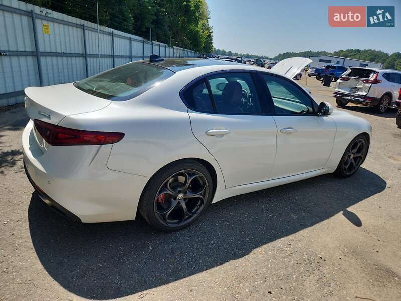 Седан Alfa Romeo Giulia 2017 в Одессе фото 3 Седан Alfa Romeo Giulia 2017 в Одессе